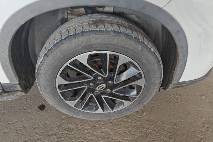 Used GAC Trumpchi GS4 2015 200T Manual Luxury Edition Right Front Wheel Hub