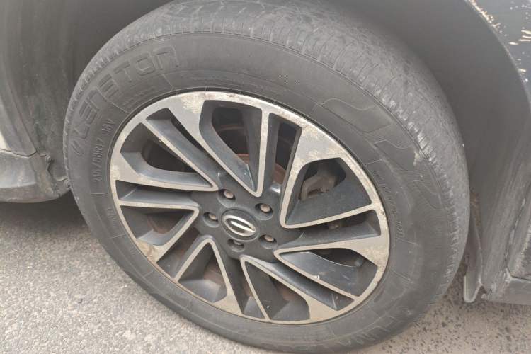 Used GAC Trumpchi GS4 2015 200T Manual Elite Edition Right Front Wheel Hub