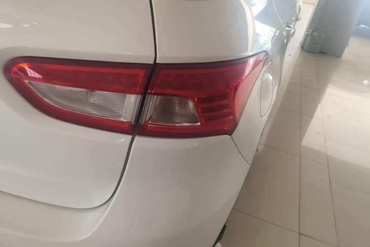 Used GAC Trumpchi GS4 2015 200T G-DCT Elite Edition Right Rear Taillight