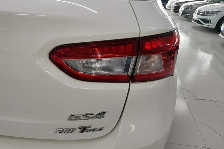 Used GAC Trumpchi GS4 2015 200T G-DCT Luxury Edition Right Rear Taillight