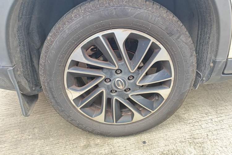 Used GAC Trumpchi GS4 2015 200T Manual Elite Edition Right Rear Wheel Hub