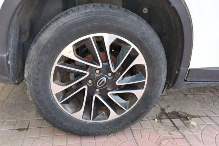 Used GAC Trumpchi GS4 2015 200T Manual Luxury Edition Right Rear Wheel Hub
