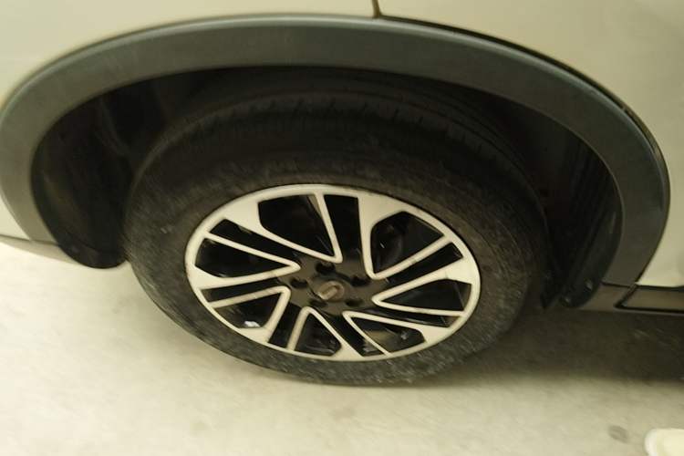 Used GAC Trumpchi GS4 2015 200T Manual Elite Edition Right Rear Wheel Hub