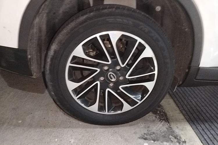 Used GAC Trumpchi GS4 2015 200T Manual Elite Edition Right Rear Wheel Hub