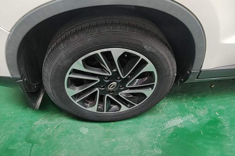 Used GAC Trumpchi GS4 2015 200T G-DCT Elite Edition Right Rear Wheel Hub