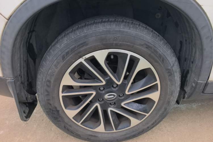 Used GAC Trumpchi GS4 2015 200T Manual Elite Edition Right Rear Wheel Hub