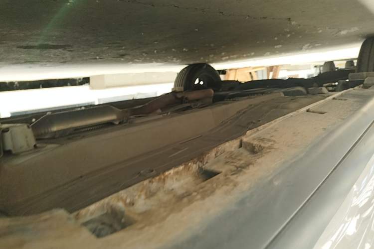 Used GAC Trumpchi GS4 2015 200T Manual Elite Edition Right Side Sill