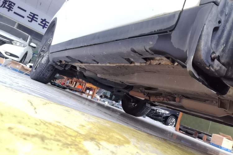 Used GAC Trumpchi GS4 2015 200T G-DCT Elite Edition Right Side Sill