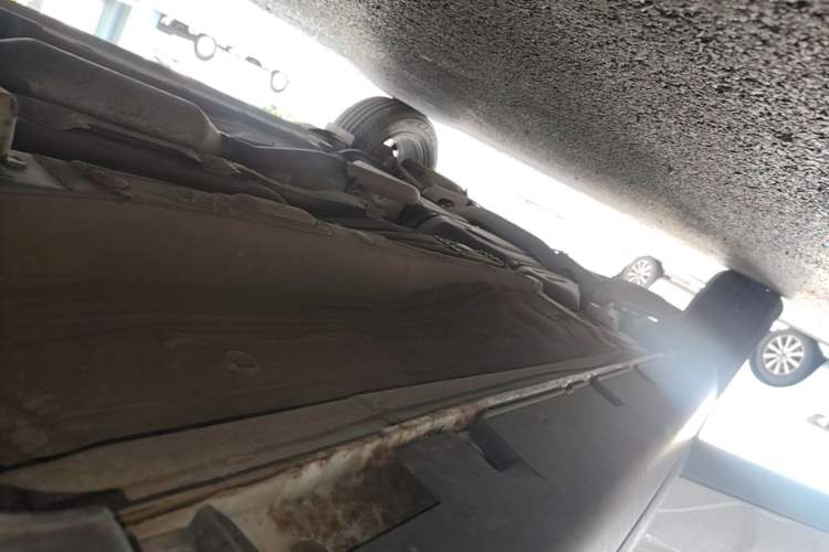Used GAC Trumpchi GS4 2015 200T Manual Luxury Edition Right Side Sill