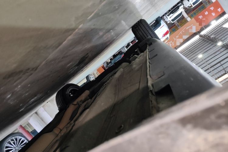 Used GAC Trumpchi GS4 2015 200T G-DCT Elite Edition Right Side Sill