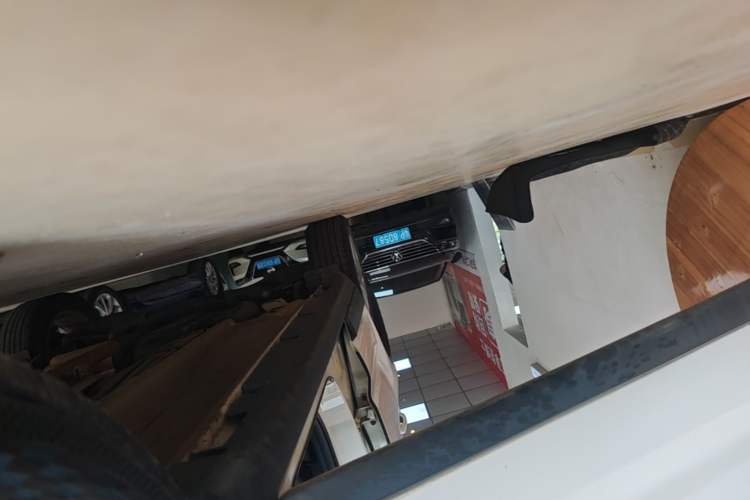 Used GAC Trumpchi GS4 2015 200T G-DCT Comfort Edition Right Side Sill