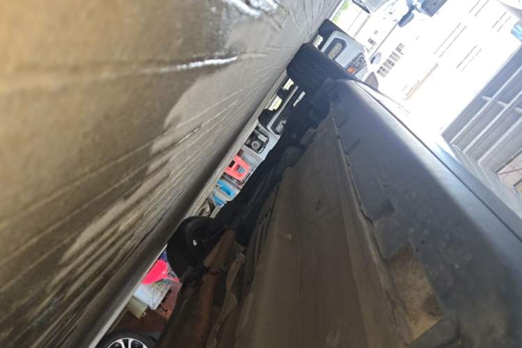 Used GAC Trumpchi GS4 2015 200T G-DCT Elite Edition Right Side Sill