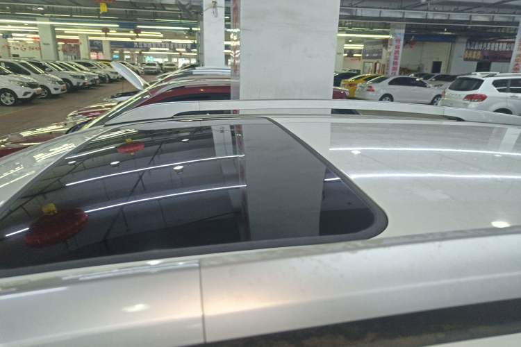Used GAC Trumpchi GS4 2015 200T G-DCT Luxury Edition Roof