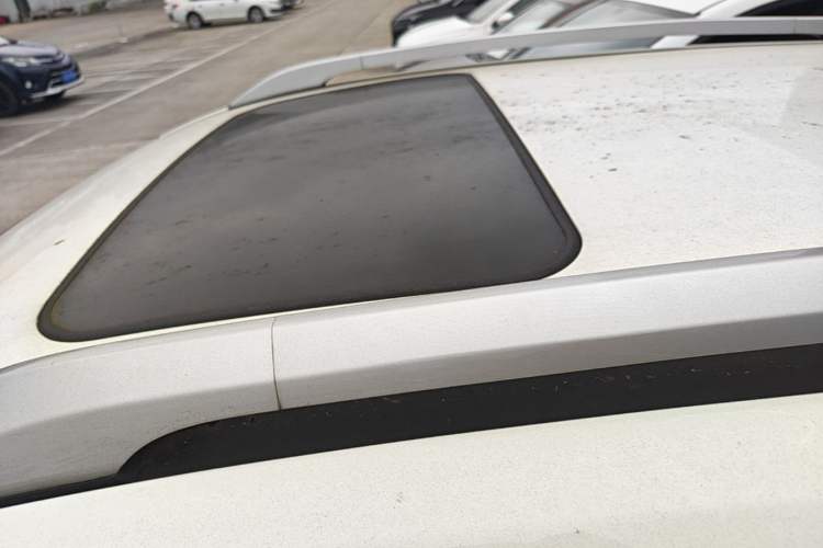 Used GAC Trumpchi GS4 2015 200T Manual Elite Edition Roof