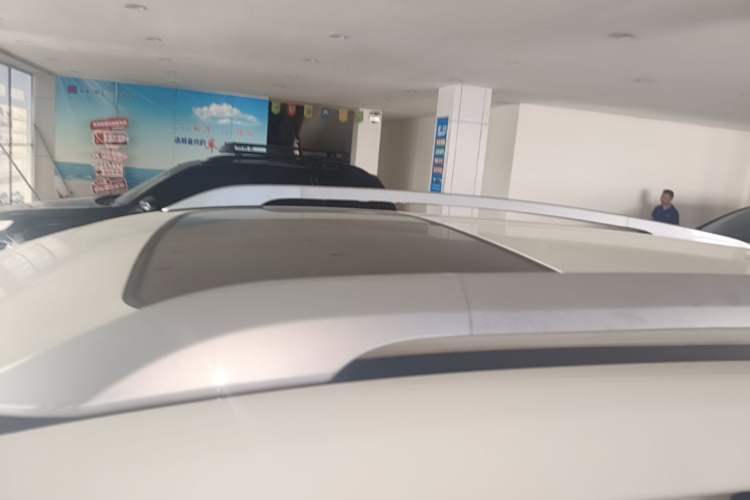 Used GAC Trumpchi GS4 2015 200T G-DCT Elite Edition Roof