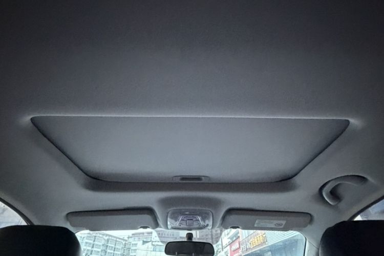 Used GAC Trumpchi GS4 2015 200T Manual Elite Edition Roof