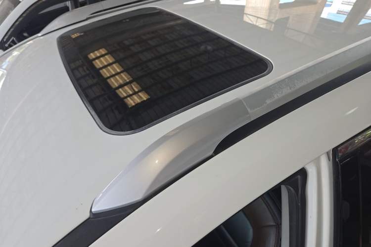Used GAC Trumpchi GS4 2015 200T G-DCT Elite Edition Roof
