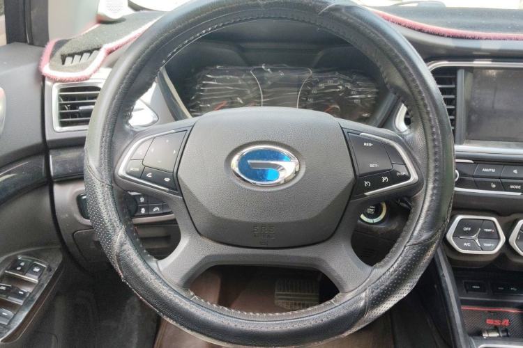 Used GAC Trumpchi GS4 2015 200T G-DCT Luxury Edition Steering Wheel