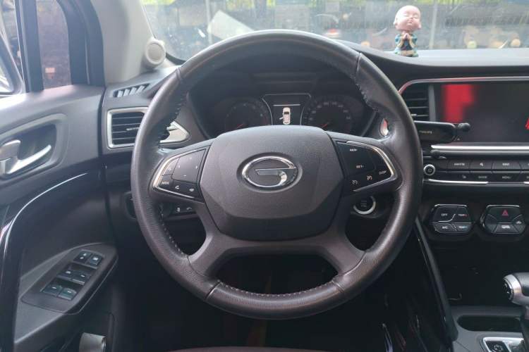 Used GAC Trumpchi GS4 2015 200T G-DCT Luxury Edition Steering Wheel
