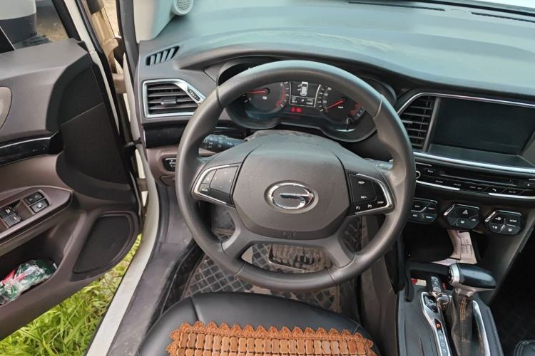 Used GAC Trumpchi GS4 2015 200T G-DCT Elite Edition Steering Wheel