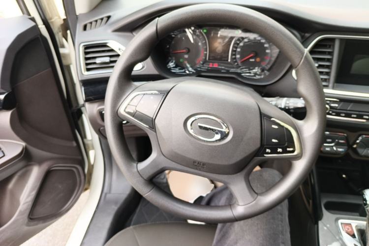 Used GAC Trumpchi GS4 2015 200T G-DCT Elite Edition Steering Wheel