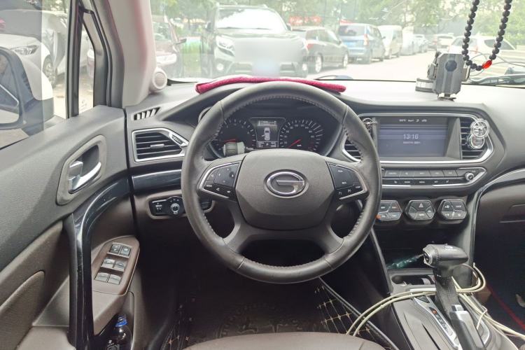 Used GAC Trumpchi GS4 2015 200T G-DCT Luxury Edition Steering Wheel