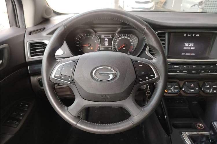 Used GAC Trumpchi GS4 2015 200T Manual Luxury Edition Steering Wheel