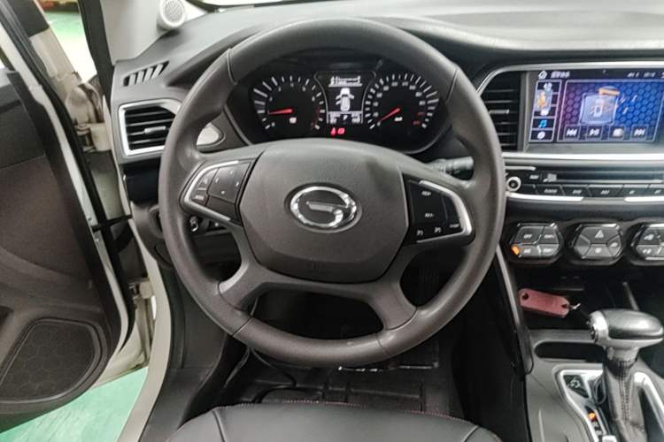 Used GAC Trumpchi GS4 2015 200T G-DCT Elite Edition Steering Wheel
