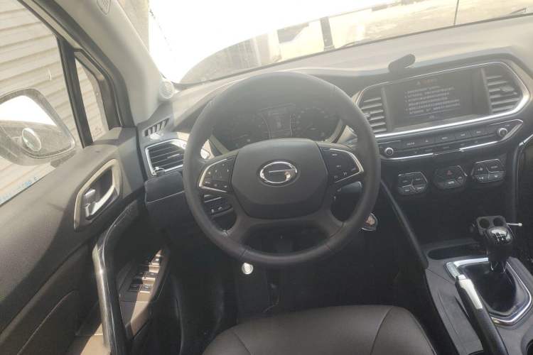 Used GAC Trumpchi GS4 2015 200T Manual Luxury Edition Steering Wheel