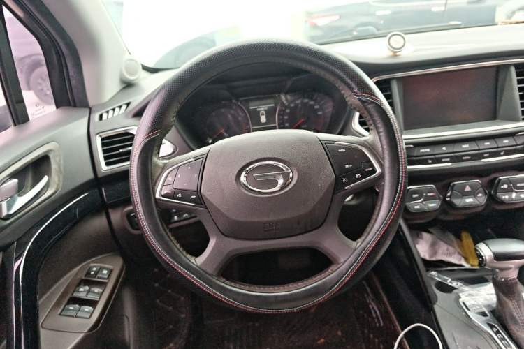 Used GAC Trumpchi GS4 2015 200T G-DCT Luxury Edition Steering Wheel