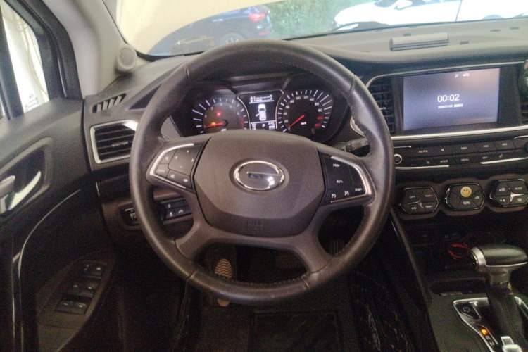 Used GAC Trumpchi GS4 2015 200T G-DCT Luxury Edition Steering Wheel