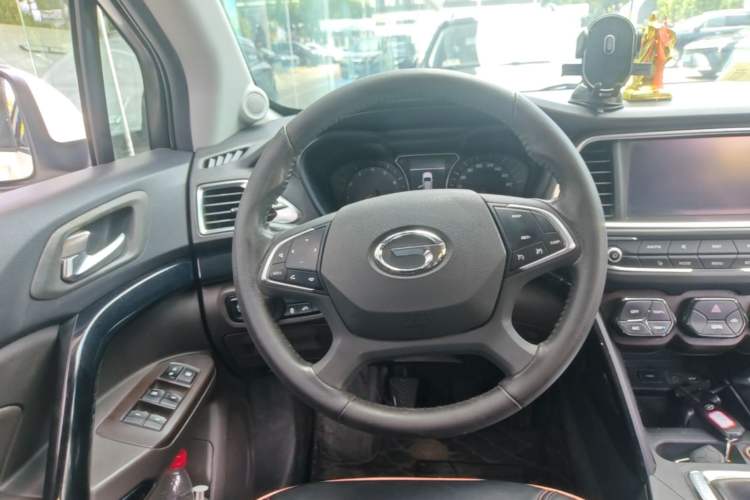 Used GAC Trumpchi GS4 2015 200T Manual Luxury Edition Steering Wheel