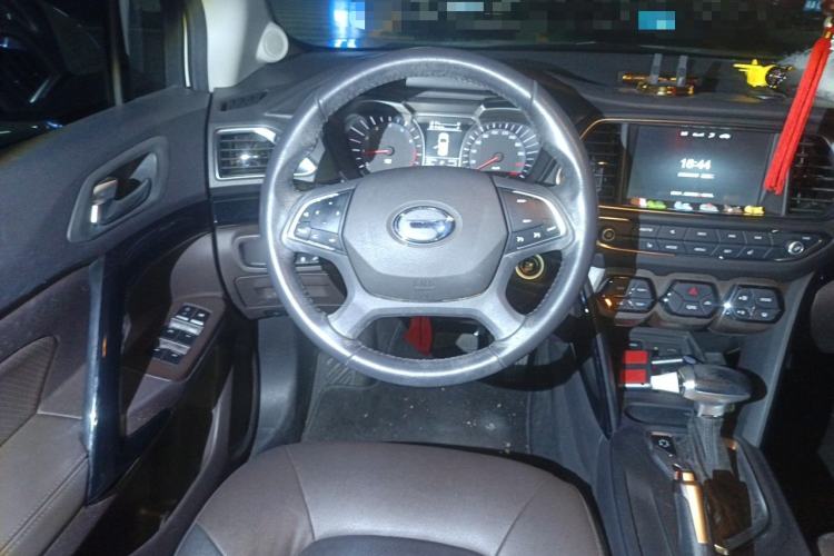 Used GAC Trumpchi GS4 2015 200T G-DCT Luxury Edition Steering Wheel
