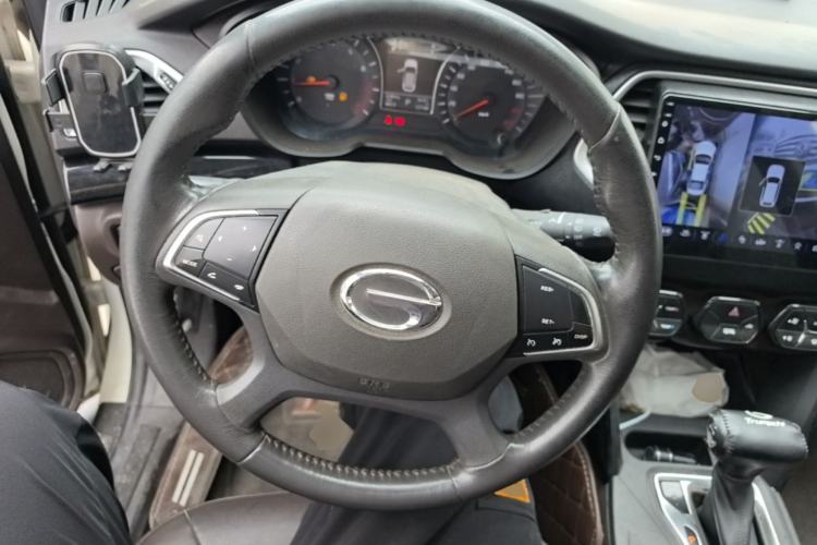 Used GAC Trumpchi GS4 2015 200T G-DCT Luxury Edition Steering Wheel