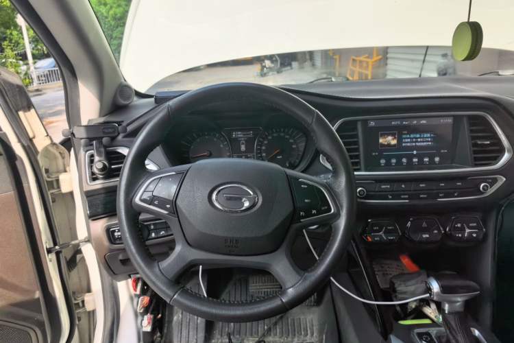 Used GAC Trumpchi GS4 2015 200T G-DCT Luxury Edition Steering Wheel