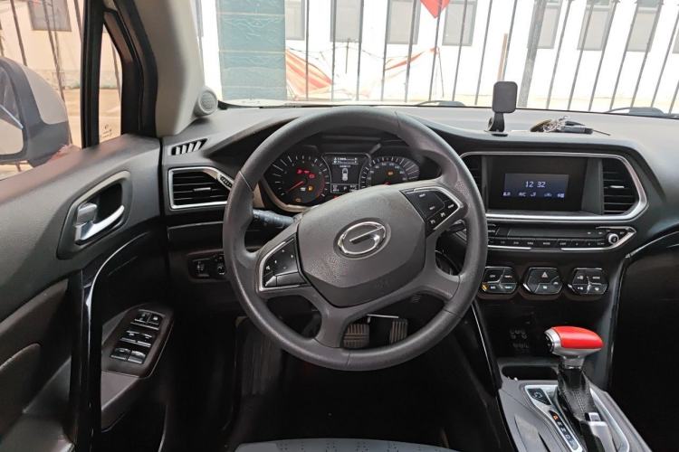 Used GAC Trumpchi GS4 2015 200T G-DCT Elite Edition Steering Wheel