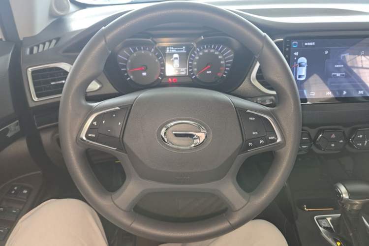 Used GAC Trumpchi GS4 2015 200T G-DCT Elite Edition Steering Wheel