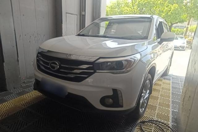 Ojetý GAC Trumpchi GS4 2015 200T G-DCT Comfort Edition