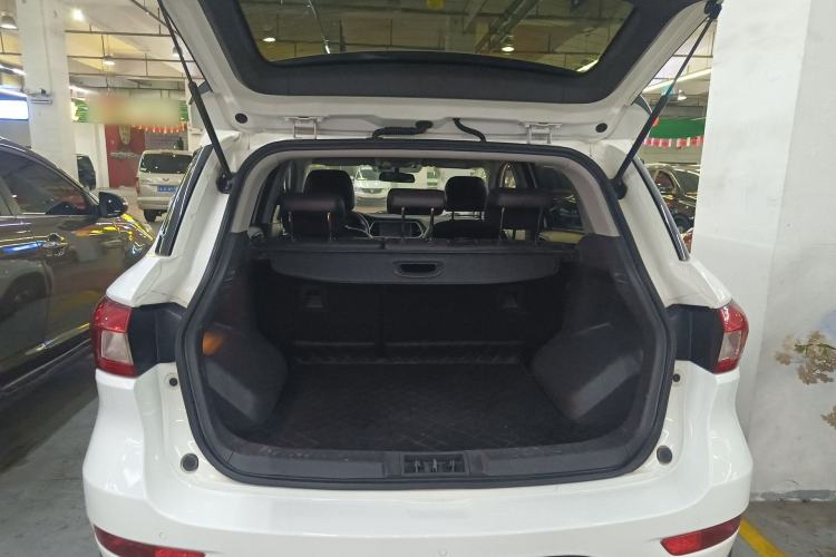 Used GAC Trumpchi GS4 2015 200T G-DCT Luxury Edition Trunk