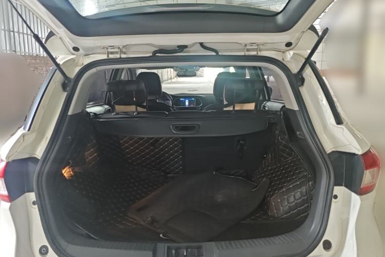Used GAC Trumpchi GS4 2015 200T G-DCT Elite Edition Trunk