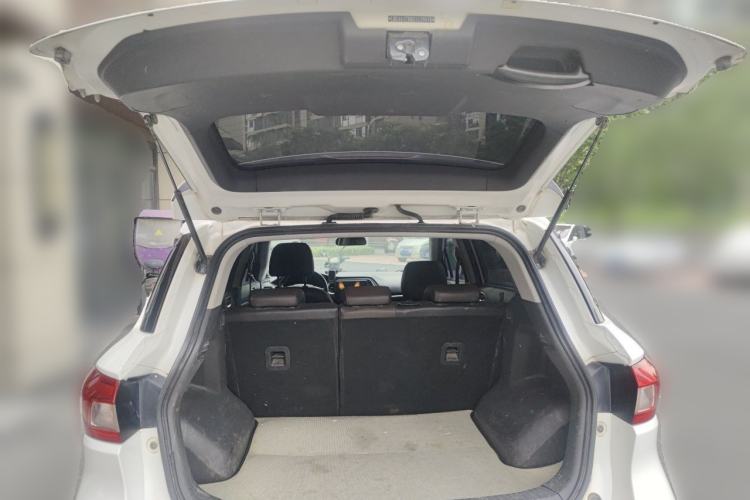 Used GAC Trumpchi GS4 2015 200T G-DCT Luxury Edition Trunk