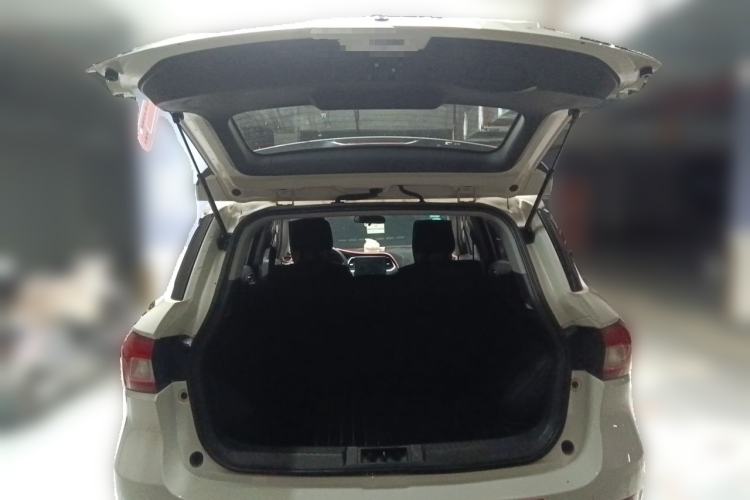 Used GAC Trumpchi GS4 2015 200T G-DCT Elite Edition Trunk