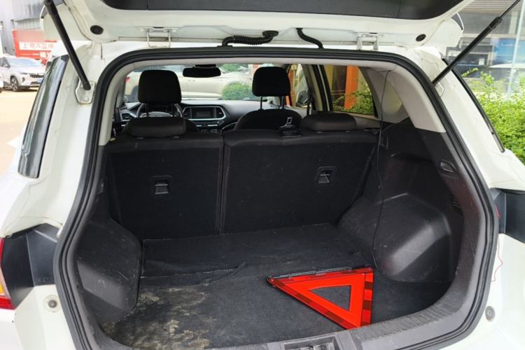 Used GAC Trumpchi GS4 2015 200T G-DCT Elite Edition Trunk