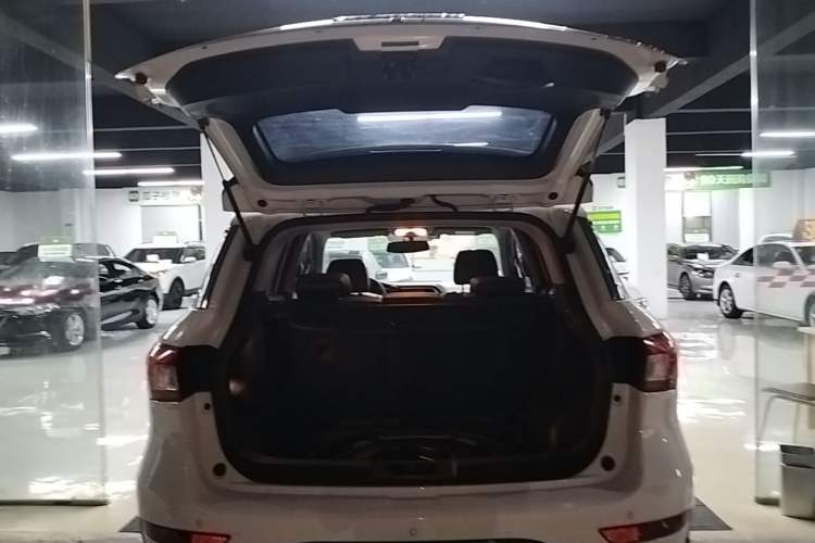 Used GAC Trumpchi GS4 2015 200T Manual Elite Edition Trunk