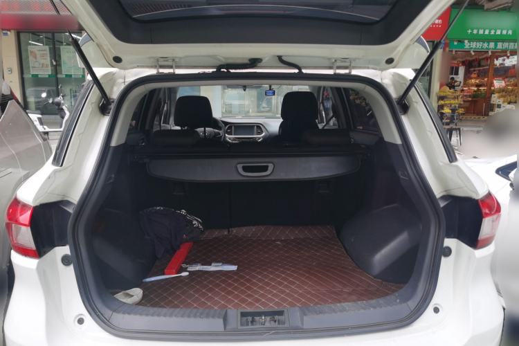 Used GAC Trumpchi GS4 2015 200T G-DCT Elite Edition Trunk