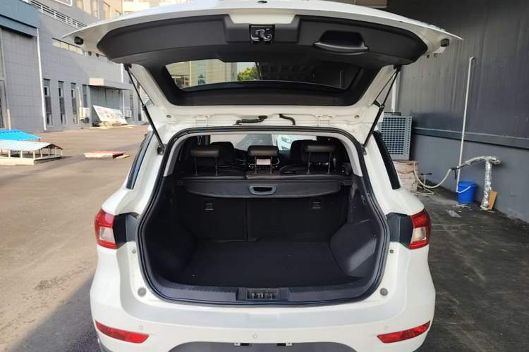 Used GAC Trumpchi GS4 2015 200T Manual Luxury Edition Trunk
