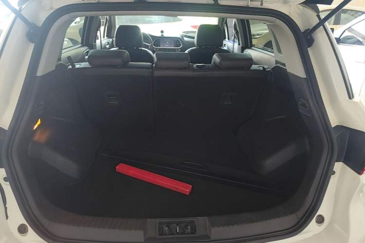 Used GAC Trumpchi GS4 2015 200T G-DCT Luxury Edition Trunk