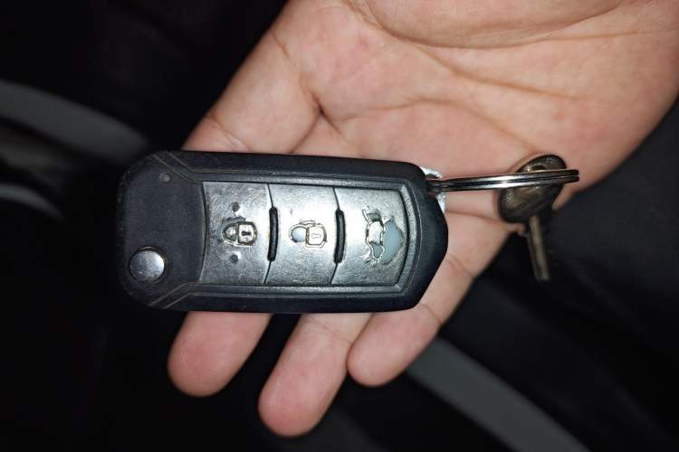 Used GAC Trumpchi GS4 2015 200T Manual Luxury Edition Vehicle Key