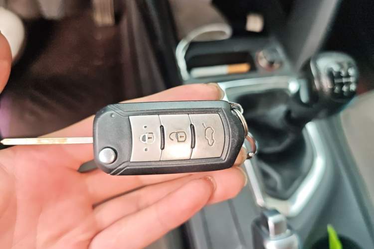 Used GAC Trumpchi GS4 2015 200T Manual Comfort Edition Vehicle Key