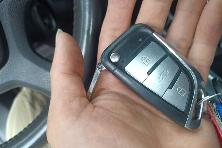 Used GAC Trumpchi GS4 2015 200T Manual Luxury Edition Vehicle Key
